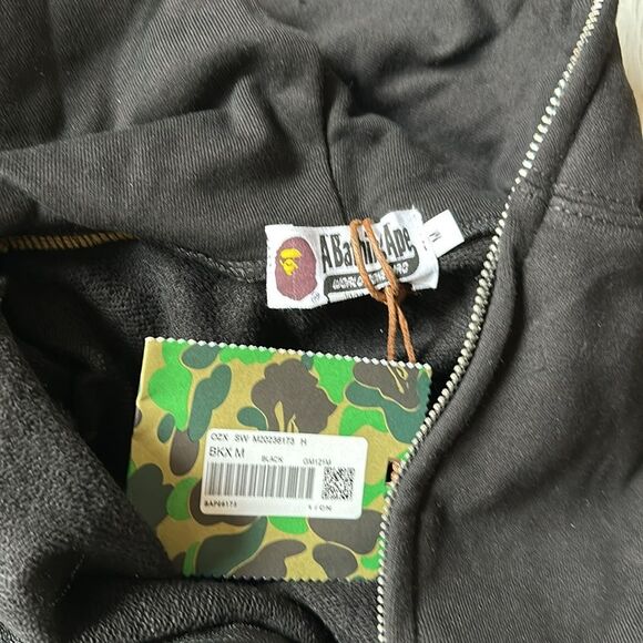 A Bathing Ape BAPE Shark Full Zip Hoodie Camo Hood 'Black’ NWT in packaging. - Picture 6 of 7